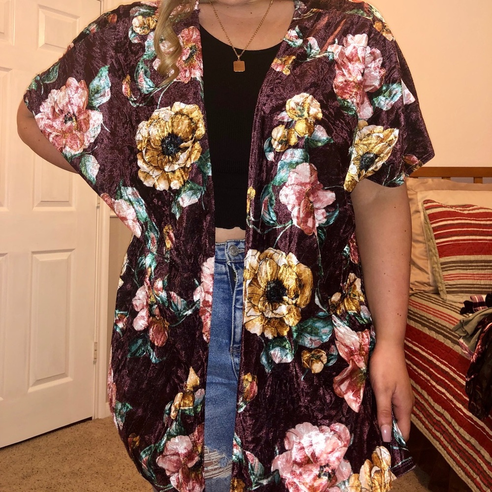 velvet floral kimono